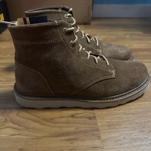 Caterpillar Men’s Narrate Boot Size 10.5 NWT